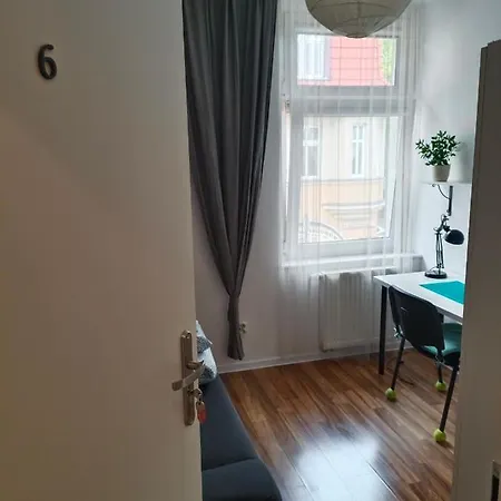 Hostel Przytulne Pokoje Mickiewicza 47 *